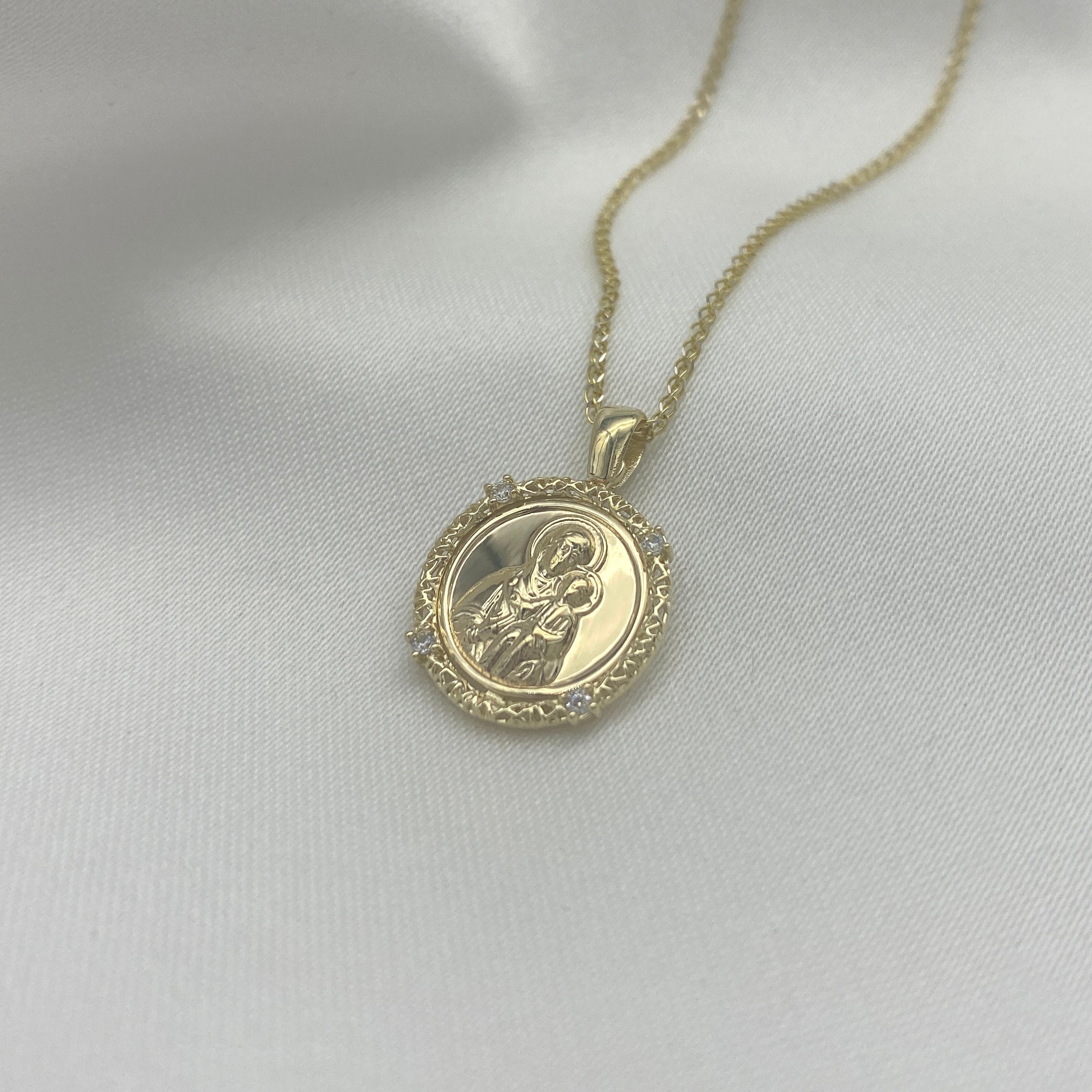 Virgin Mary Gold 14K Pendant With Decoration and Cubic Zirconia ...