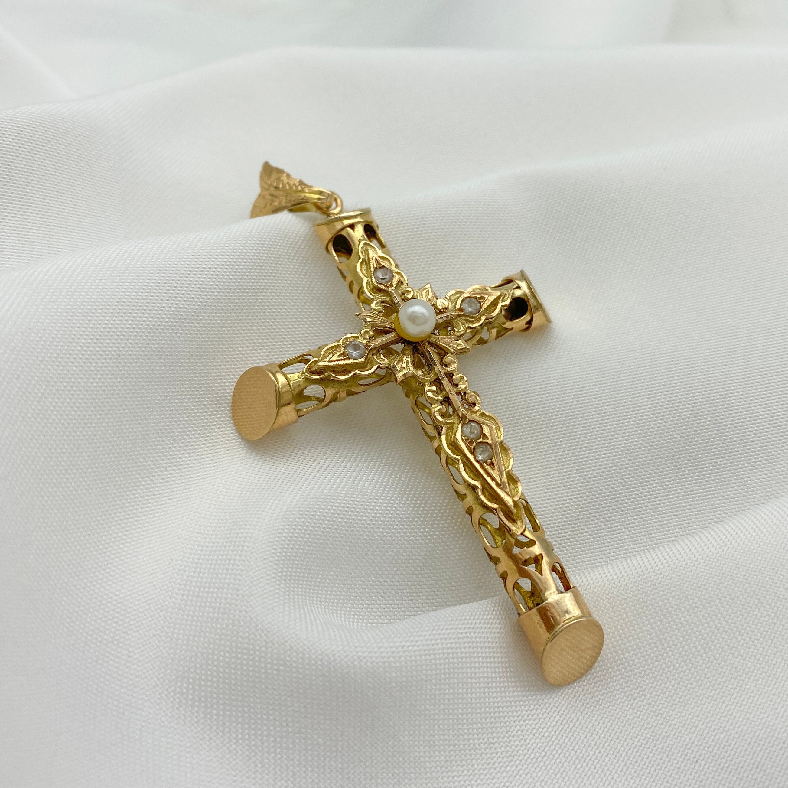 1960s Vintage 14K Gold Cross Pendant, Floral Solid Gold Cross