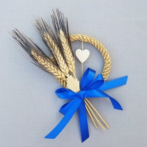Wheat wedding gift for men or women. Customizable lucky charm.