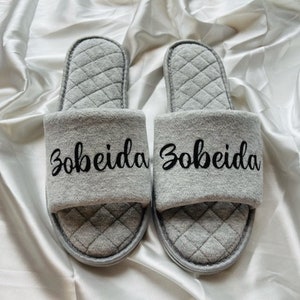 Bridal Party Slippers, Bridesmaid Slippers, Personalized Slippers Women, Personalized Slippers, Personalized Gifts, Party Gifts, Bridal Gift