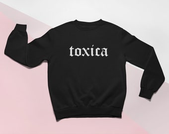 Toxica Sweatshirt: Gildan Fleece Crewneck - Unisex Fit