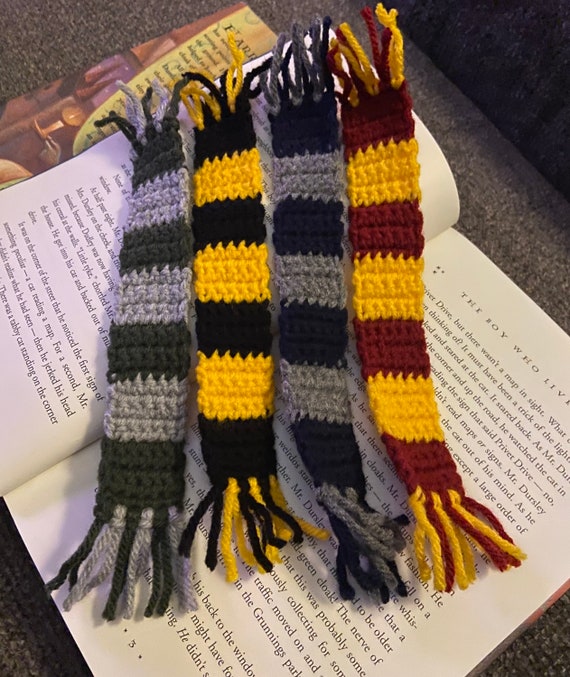 Harry Potter Inspired Hogwarts House Scarf Bookmarks - Etsy