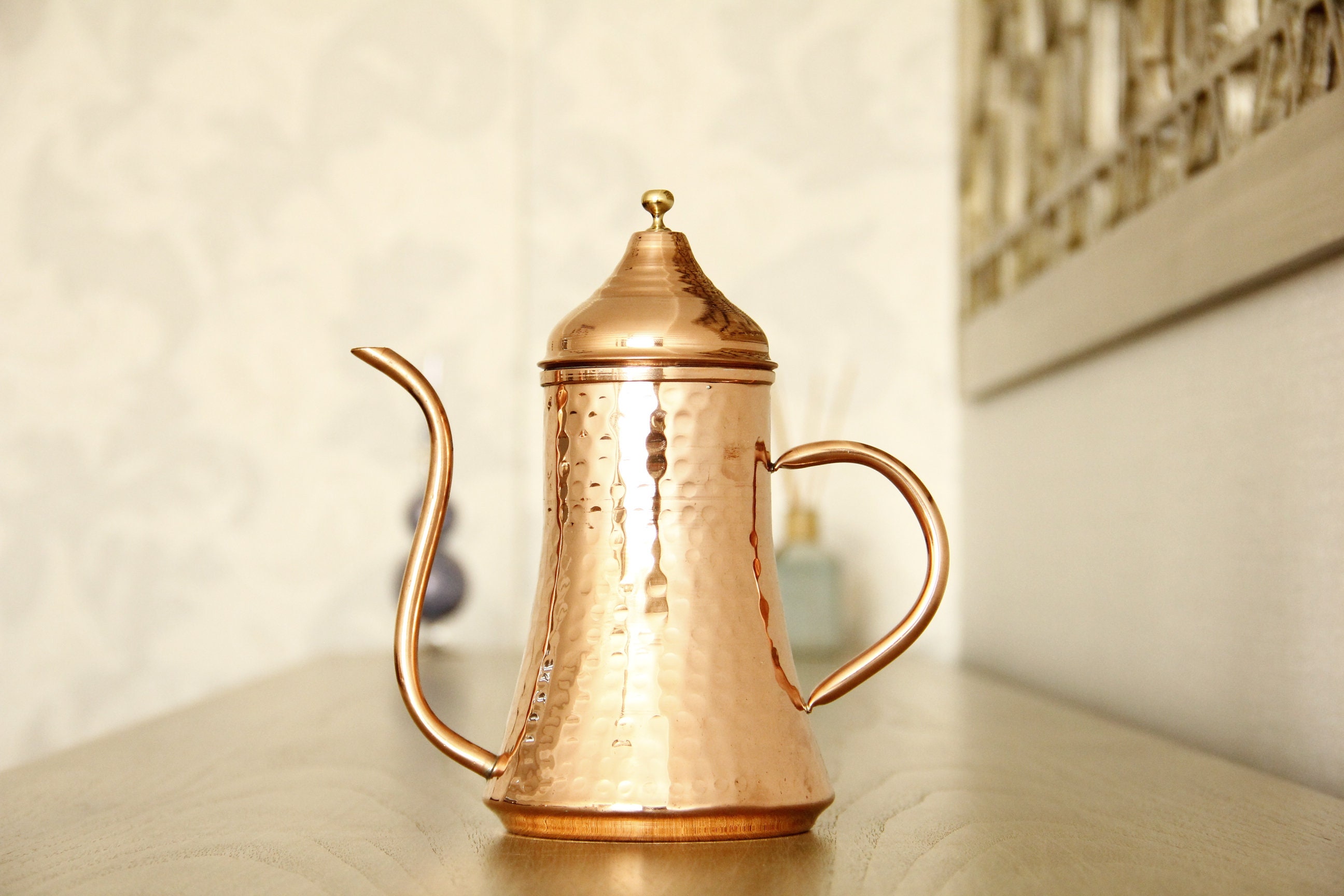 手作りのヴィンテージ銅製オリーブオイルボトル、銅製オイル容器