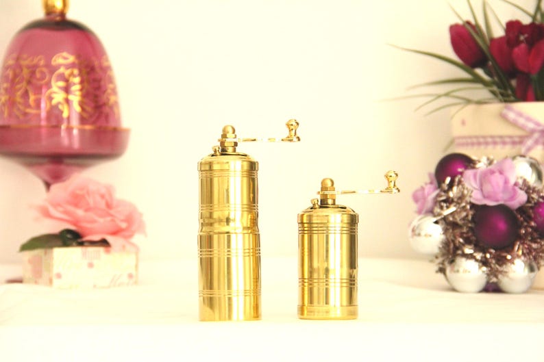 Handmade Grinder, Refillable Turkish Style Mill, Pepper Grinder, Manual Mill, Pepper Mill, Manual Grinder Mini and Small