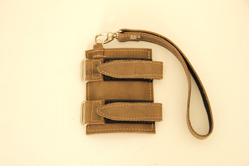 Handgjord handledsrem till käpp, läder, handledsrem till käpp, lädersnöre till käpp, handledsrem till käpp, käppsnöre bild 6