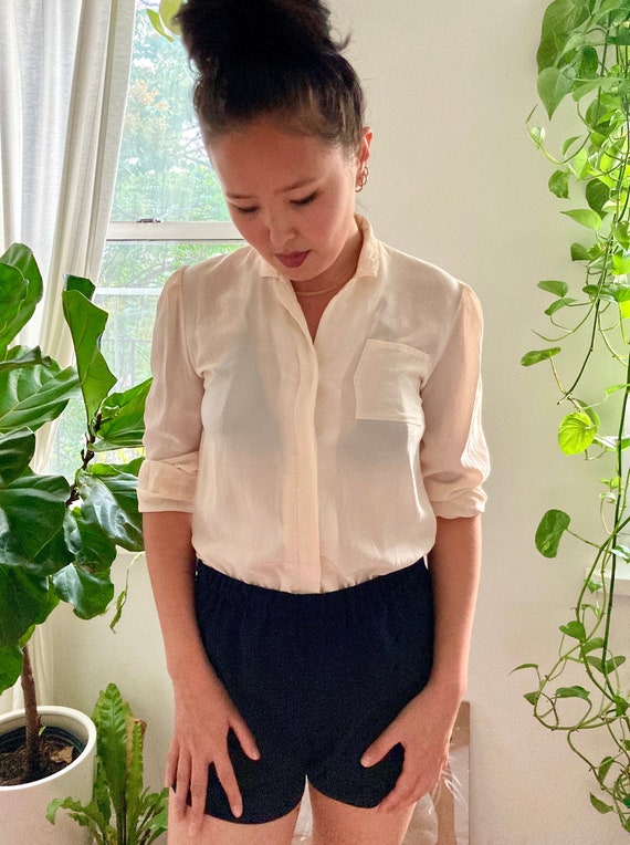 Vintage Collared Silk Button Up Blouse