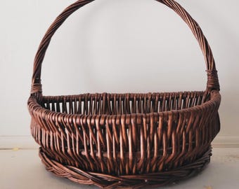 Panier en osier suspendu au mur vintage, panier de rassemblement à dos plat, panier mural de ferme rustique, décoration en osier de chalet