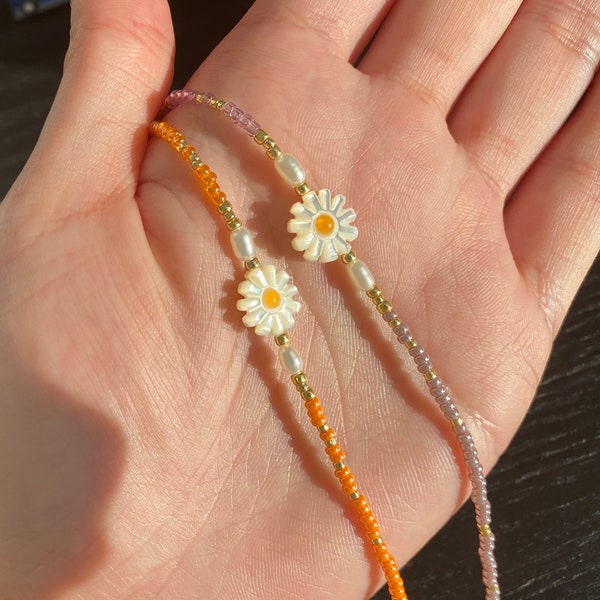 Millefleurs - Beaded Daisy Necklace Choker with Freshwater Pearls, Pearl Beaded Necklace with Charm SU04