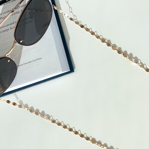 Dancing Paillettes - Gold Mask to Glasses Chain, Stylish Sunglasses & Face Mask Chain, Spectacles Chain for Women image 4