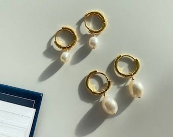 Identity Pearl - Baroque Pearl Hoop Earrings, Pearl Huggie Earrings, Minimal Gold Hoop Pearl, Wedding Bridal Earrings, Real Pearl Jewelry