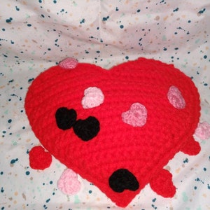 Heart Shaped Reptile Pouch