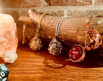 Removable D20 Dice Necklace - RPG Gamer Jewelry