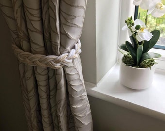 Abrazadera de cortina hecha a mano, cuerda de algodón blanco y cuerda de yute color piel