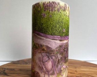 Vela de pilar con decoupage de lavanda, vela sin aroma