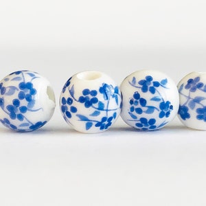 7mm Round Oriental Blue Flower Painted Porcelain Bead