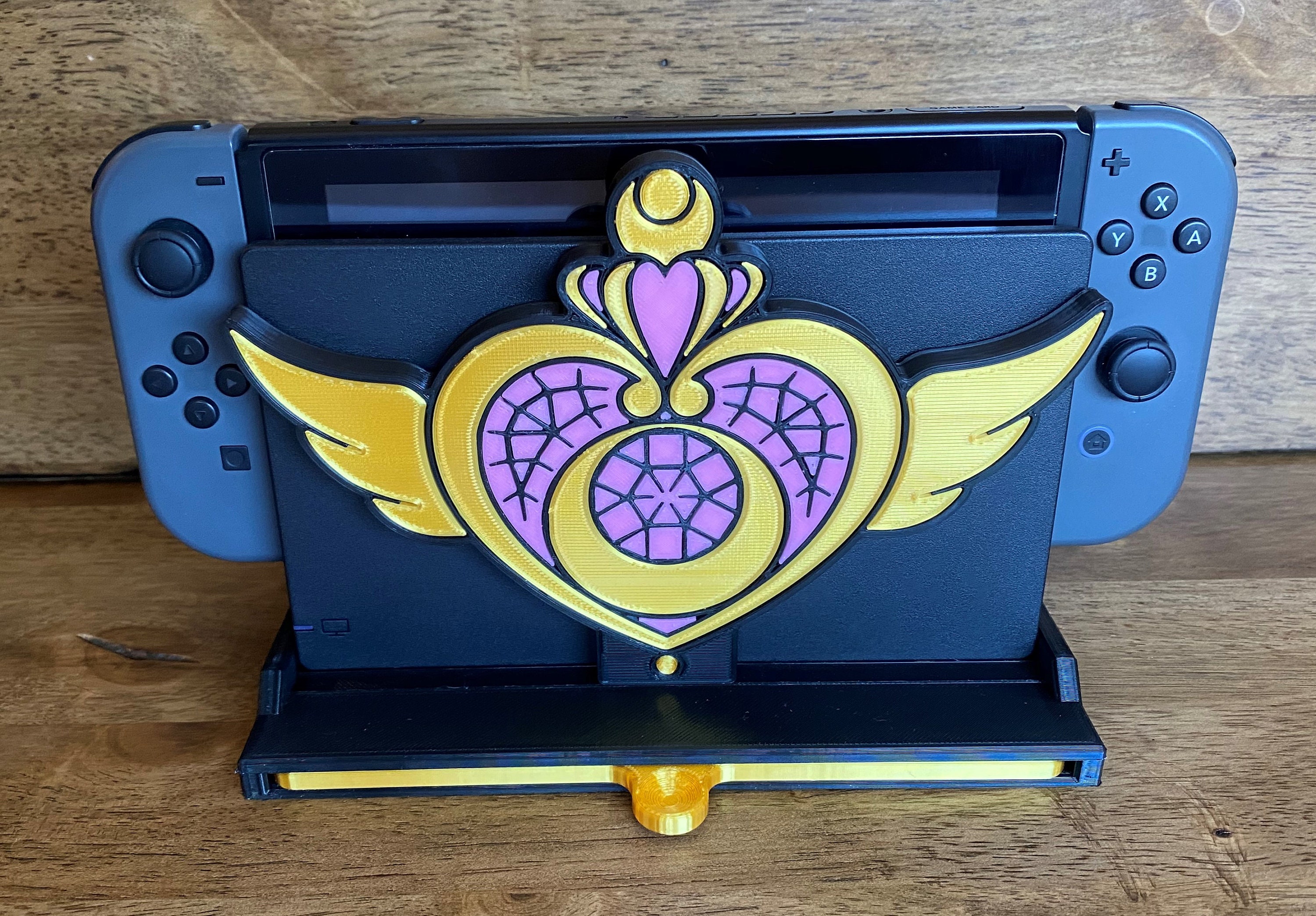 Nintendo Switch Game Holder, Sailor Moon Crisis Moon Compact Brooch Dock Stand - Etsy Nintendo Switch Game Holder, Sailor Moon Crisis Moon Compact Brooch Dock Stand - Etsy