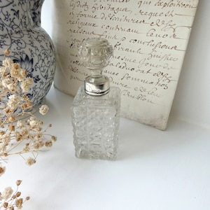 Antique cut glass perfume bottle with sterling silver cuff, London 1907 ~ Edwardian scent bottle ~ faceted stopper ~ crystal scent bottle