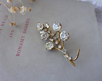 Vintage gilt diamante brooch ~ beautiful sparkling faceted faux diamond rhinestone floral brooch ~  vintage paste jewellery ~ circa 1940&#39;s