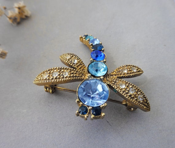 Vintage dragonfly brooch ~ beautiful faceted glas… - image 4