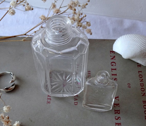Vintage perfume bottles ~ pair comprising small t… - image 5