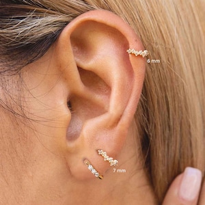Cartilage hoop•diamond helix hoop,14k solid gold huggie earrings•helix piercing•Helix earring•real diamond huggies•tragus•cartilage earring