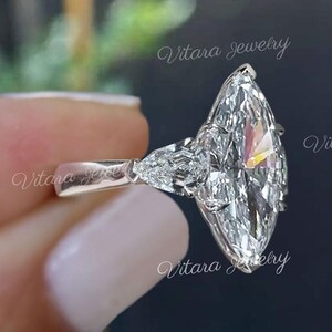 4 CT Three stone marquise moissanite engagement ring,celebrity style shield&large marquise shaped diamond alternative trilogy wedding ring