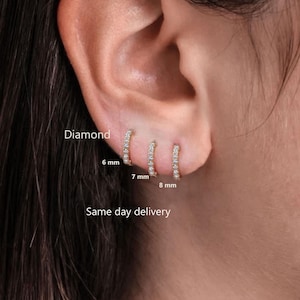 Diamond huggie hoop earrings,diamond huggies•14k solid gold huggie earrings•Real diamond hoops•cartilage hoop•helix hoop•cartilage earring