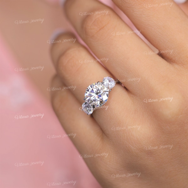 3.48TCW round cut moissanite three stone engagement ring,unique,trellis,3 stone round moissanite,white gold,minimalist classic wedding ring