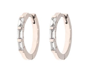 baguette diamond huggies,real diamond hoop earrings•14k solid gold•huggie hoop earrings•gold huggies•Tiny gold Hoops•mini hoop earrings