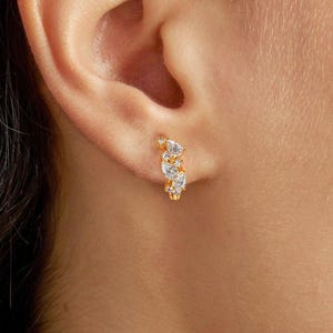 diamond huggie hoop earrings,diamond hoops•14k solid gold hoops•mini hoop earrings•Natural real Diamond earrings•tiny hoops•diamond huggies