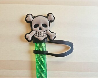 Skull & Crossbones Straw Topper: Gothic Tumbler Accessory for 10 mm Straws