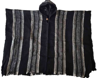 Alpaka Poncho Schwarz - Made in Ecuador