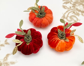 Set of 3 Mini Pumpkin Plushies, Fall decorations, Halloween, Autumn, velvet pumpkins