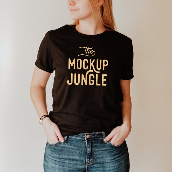 Blank t shirt model outlet
