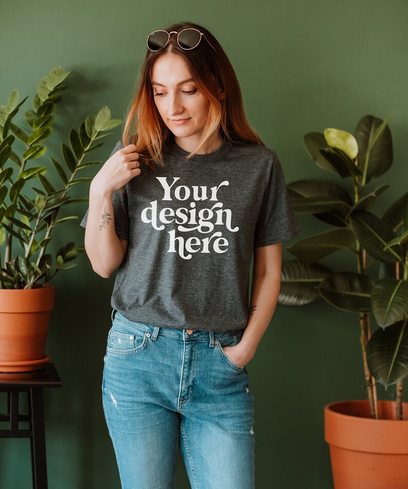 Download Dark Heather Gildan 64000 T-shirt Mockup Lifestyle mockup ...