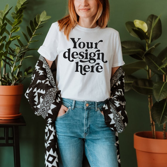 Download White Gildan 64000 T Shirt Mockup Lifestyle Mockup Etsy
