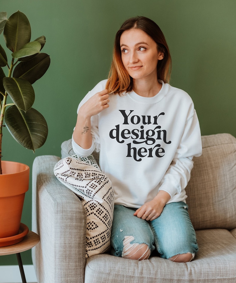 Download White Gildan 18000 sweatshirt mockup Crew Neck Sweatshirt ...