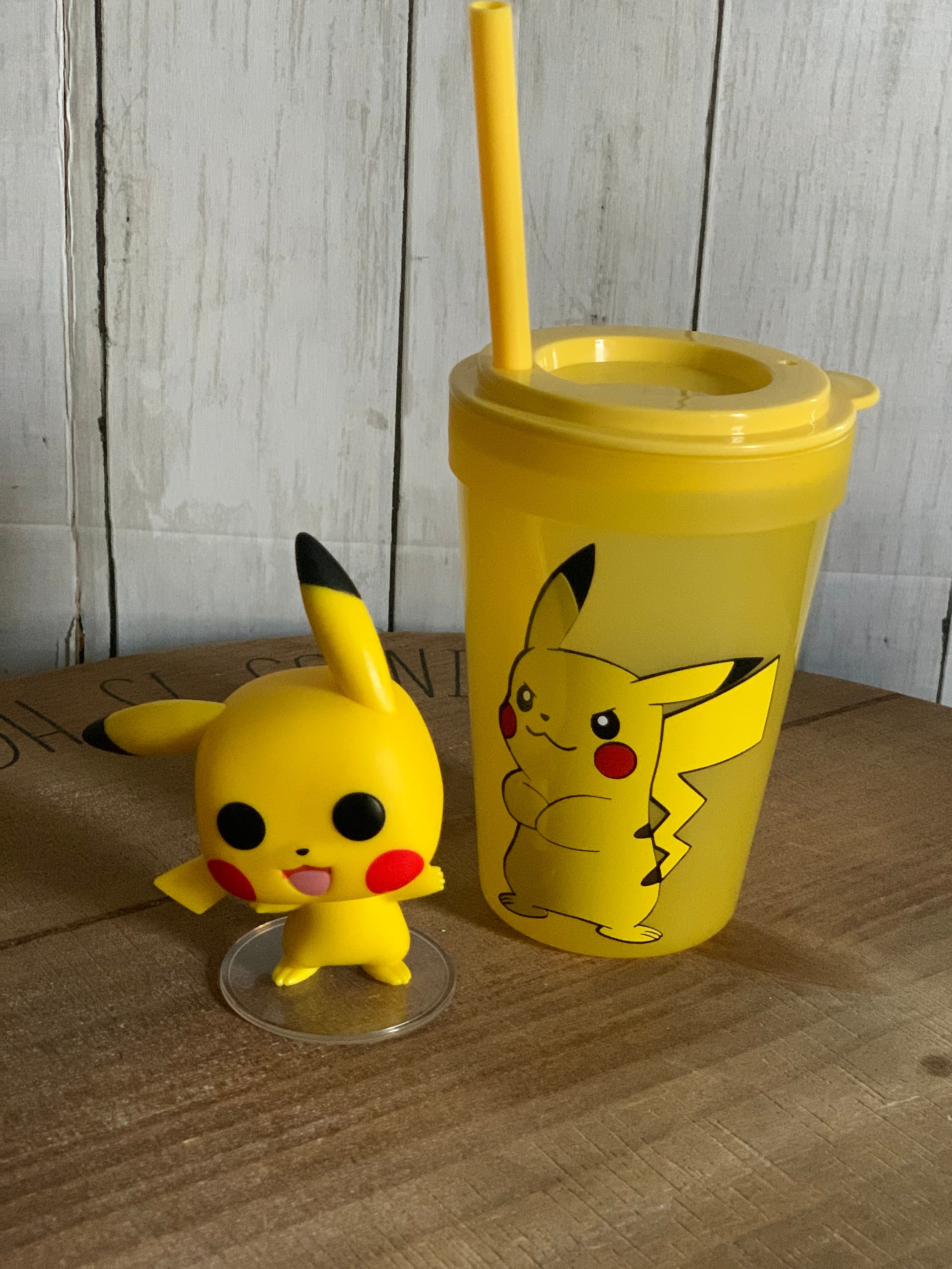 Pokemon Squirtle 16oz Plastic Carnival Cup Tumbler with Lid and Reusable  Straw