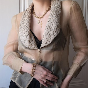 Blusa vintage UNICA in organza di pura seta color champagne con colletto plissettato S