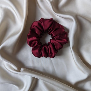 Handmade vintage satin silk vampire blood red cloud scrunchie image 7