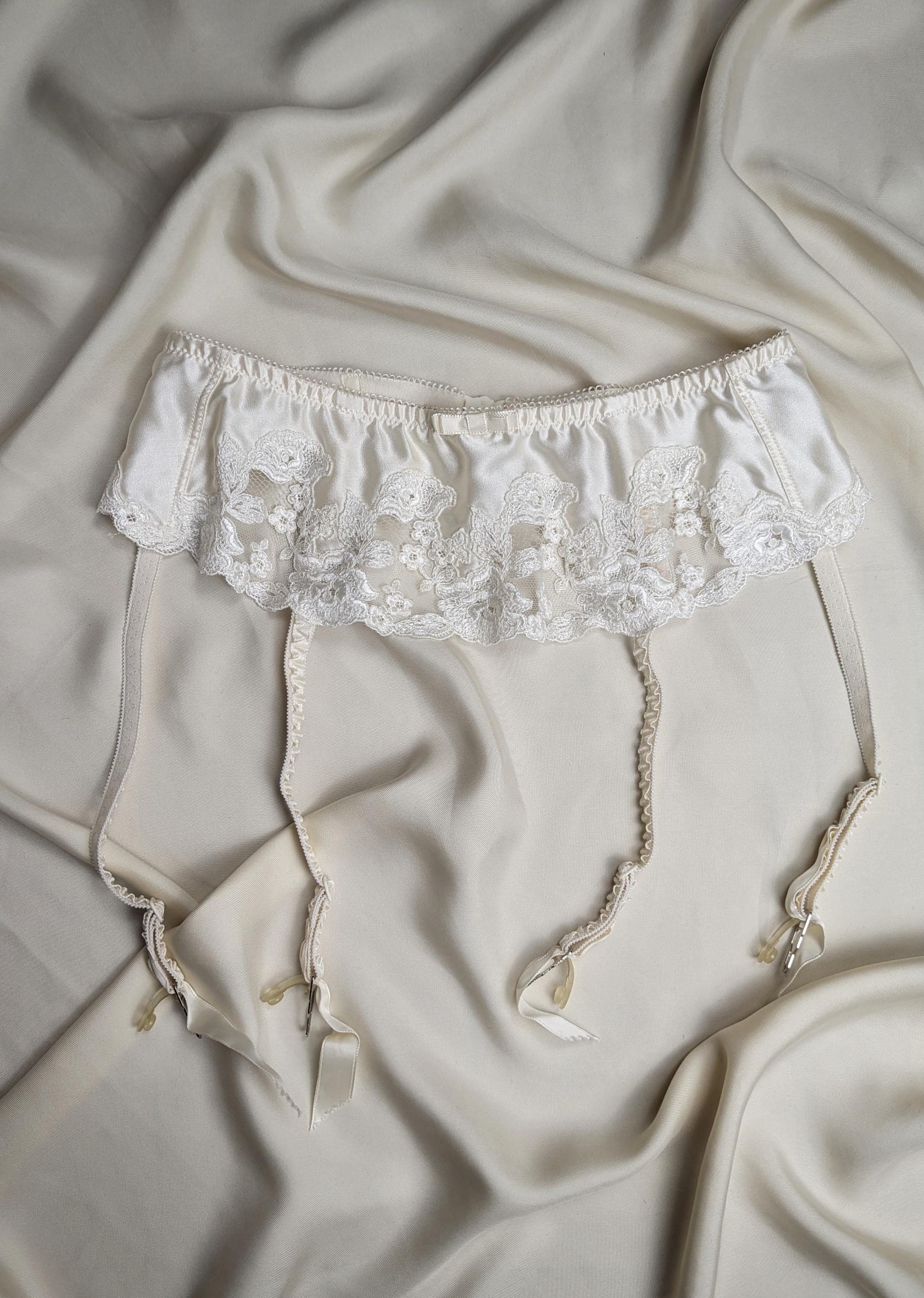 vintage garter belts for sale White Vintage Garter Belts for Women for sale main image 0