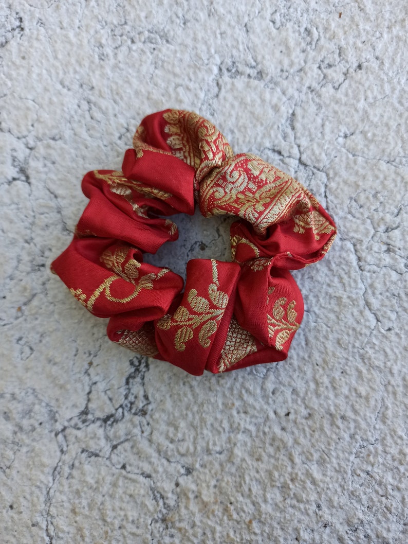 Scrunchie wild silk asia embroided gold and red