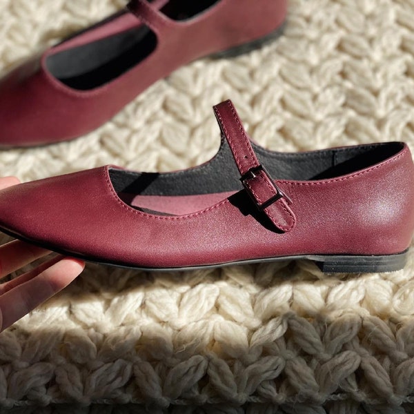 Burgundy Leather Mary Jane Shoes - Women's Mary Janes - Vintage Shoes - Handmade Dark Red Shoes - Leather Flats