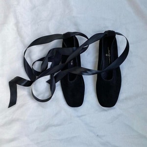 Black Suede Ballerina Flat Shoes - Women&#39;s Flats - Vintage Shoes - Handmade Black Shoes - Leather Flats