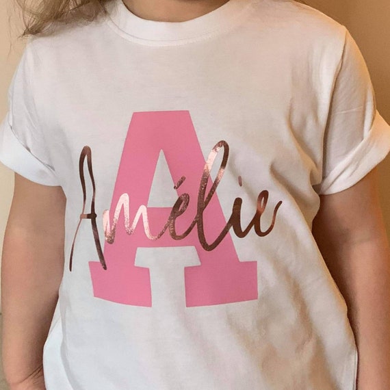 T-Shirt bébé Initiale et prénom de l'enfant personnalisé