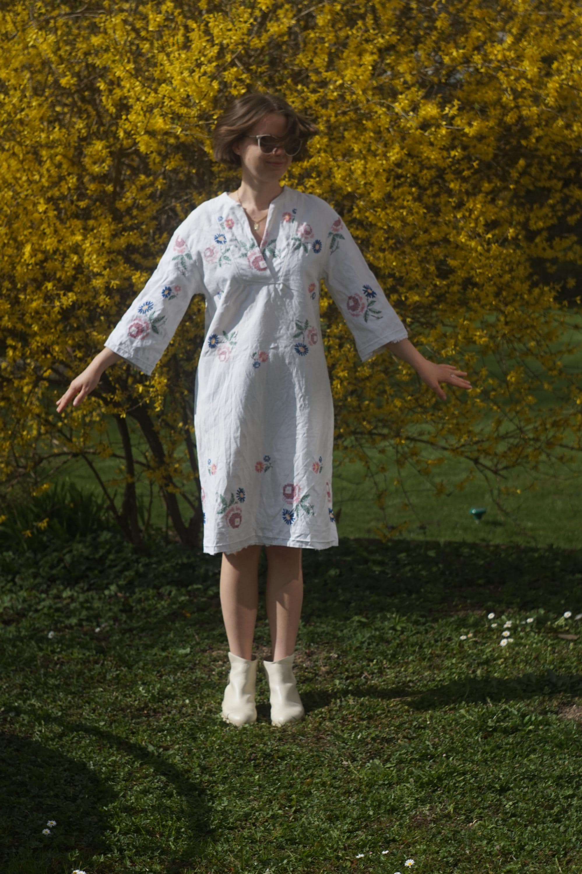 Swedish Embroidered Dress - Etsy Denmark Swedish Embroidered Dress - Etsy Denmark