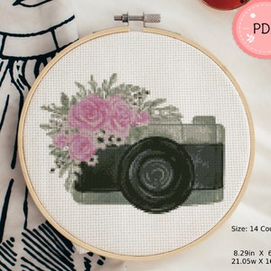 Patrón de punto de cruz, cámara con rosa rosa, Pdf, descarga instantánea, gráfico de punto floral X, acuarela