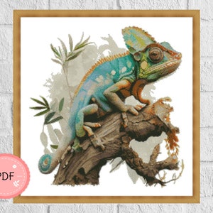 Könnte beinhalten: Ein Kreuzstichmuster mit einem Chamäleon, das auf einem Ast sitzt. Das Chamäleon ist grün, blau und gelb mit einem langen Schwanz. Der Ast ist braun und hat Blätter.