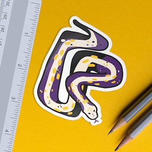 Adesivo de cobra não binária / réptil do orgulho LGBTQ sutil