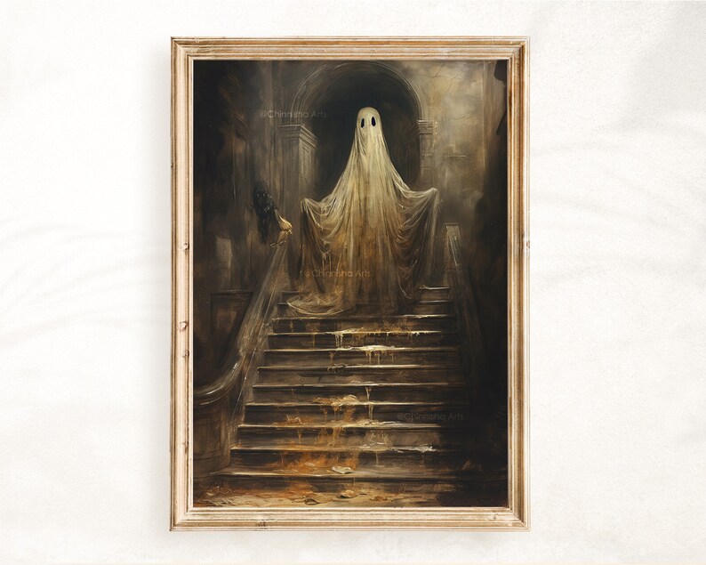 Peut inclure: Une peinture repr&eacute;sentant un fant&ocirc;me blanc debout sur un escalier dans un vieux b&acirc;timent sombre. Le fant&ocirc;me porte un drap blanc et a une faible lueur autour de lui. L'escalier est en pierre et recouvert d'une couche de poussi&egrave;re. La peinture est r&eacute;alis&eacute;e dans un style r&eacute;aliste et a une atmosph&egrave;re effrayante.